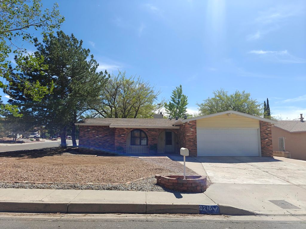 9216 Hilton Place NE, Albuquerque, NM 87111