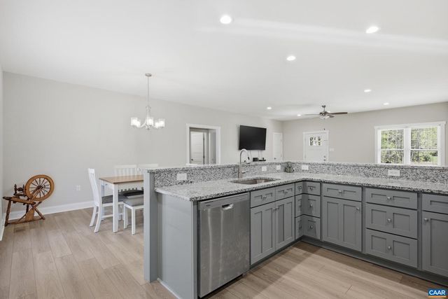 2915 CREWSVILLE RD, Bumpass, VA 23024