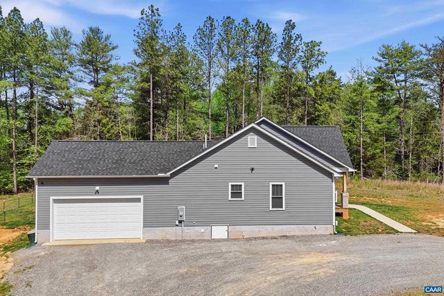 2915 CREWSVILLE RD, Bumpass, VA 23024