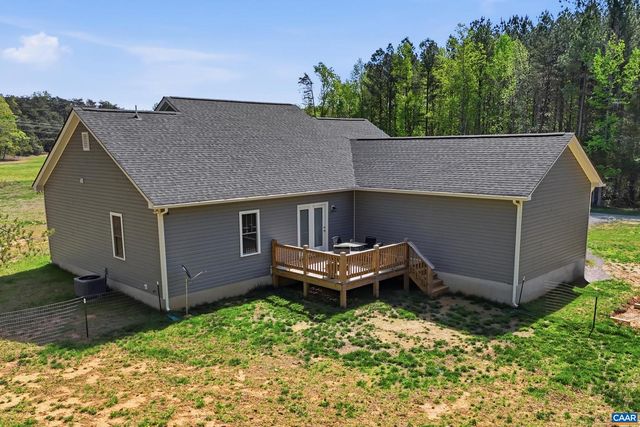 2915 CREWSVILLE RD, Bumpass, VA 23024
