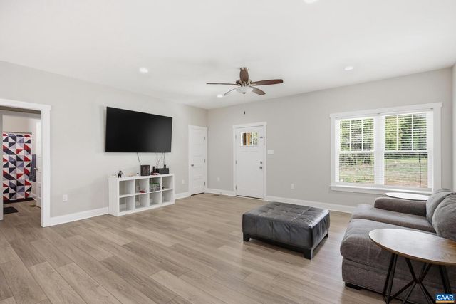 2915 CREWSVILLE RD, Bumpass, VA 23024