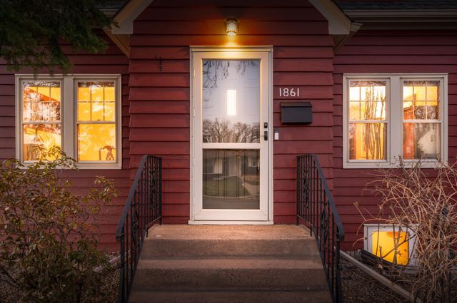 1861 Rome Avenue, Saint Paul, MN 55116