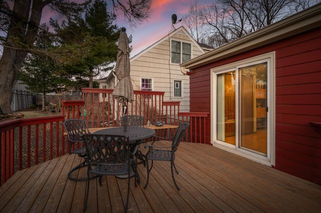 1861 Rome Avenue, Saint Paul, MN 55116