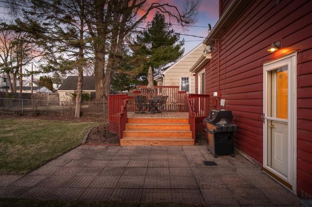 1861 Rome Avenue, Saint Paul, MN 55116