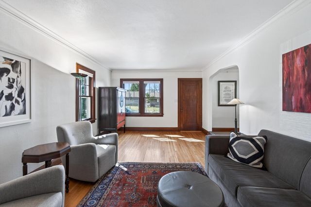 1861 Rome Avenue, Saint Paul, MN 55116