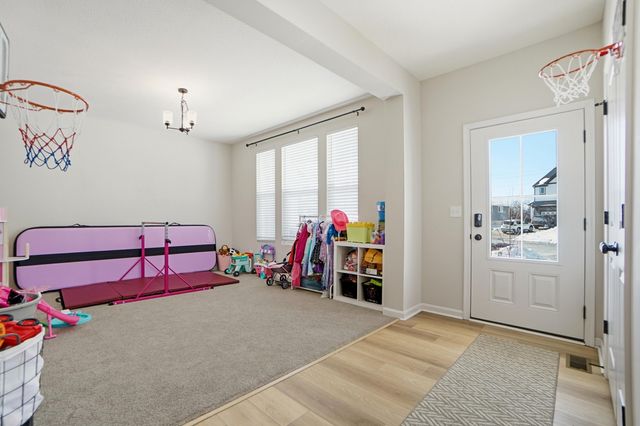 390 University Drive, Walton, KY 41094