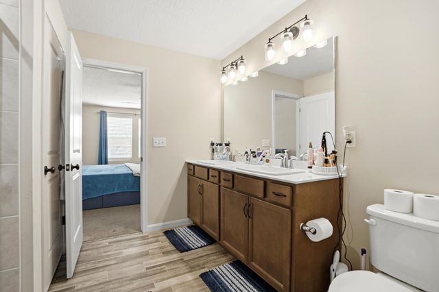 390 University Drive, Walton, KY 41094