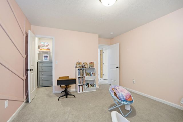 390 University Drive, Walton, KY 41094