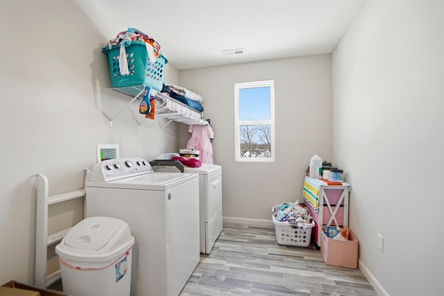 390 University Drive, Walton, KY 41094