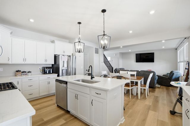 390 University Drive, Walton, KY 41094