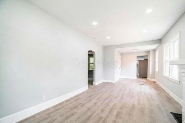 1398 Manchester Avenue, Columbus, OH 43211