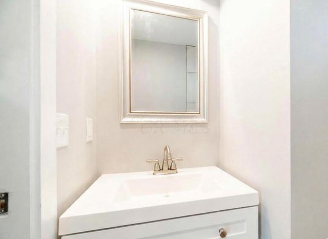 1398 Manchester Avenue, Columbus, OH 43211