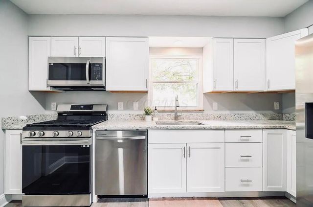 1398 Manchester Avenue, Columbus, OH 43211