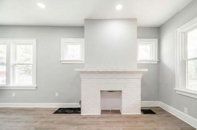 1398 Manchester Avenue, Columbus, OH 43211