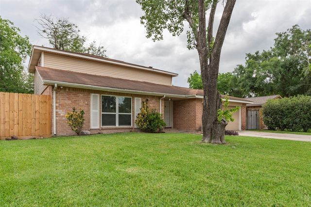 8519 Church Light Lane, Houston, TX 77064