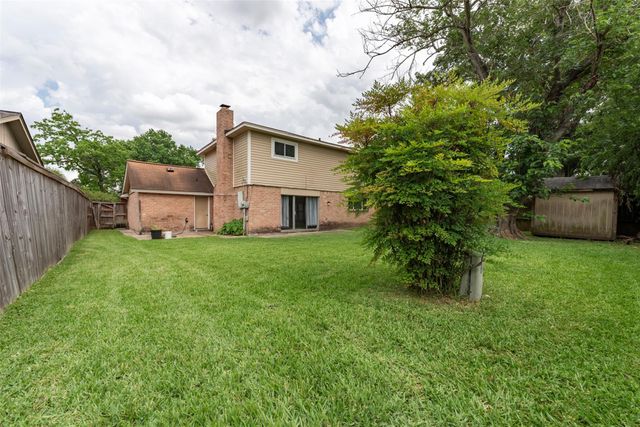 8519 Church Light Lane, Houston, TX 77064