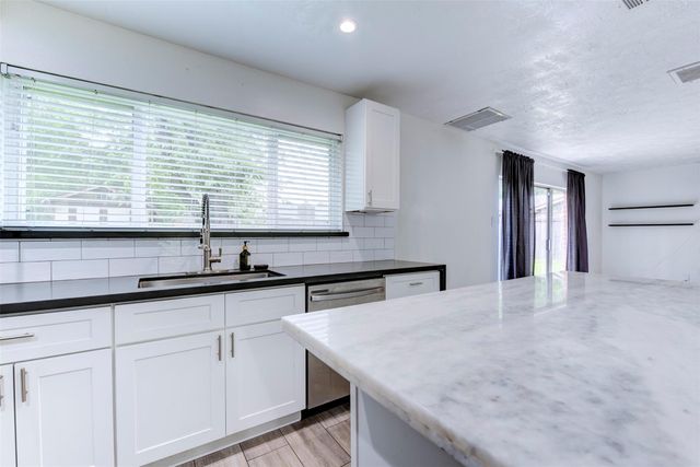 8519 Church Light Lane, Houston, TX 77064