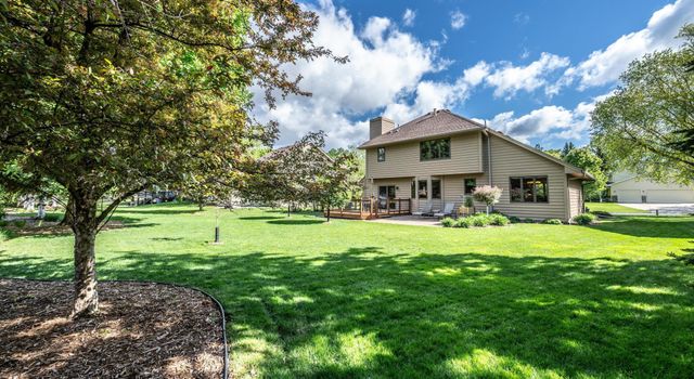 868 Basswood Lane, Eagan, MN 55123