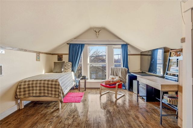 818 W Richmond Avenue, Fort Worth, TX 76110