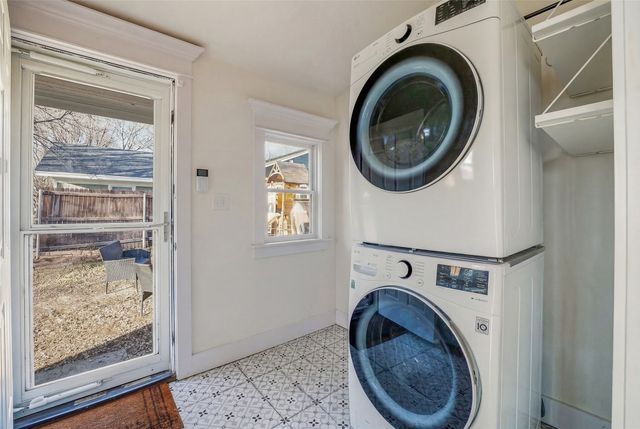 818 W Richmond Avenue, Fort Worth, TX 76110