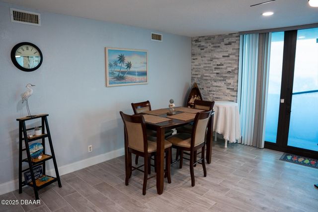 1420 N Atlantic Ave Unit 301, Daytona Beach, FL 32118