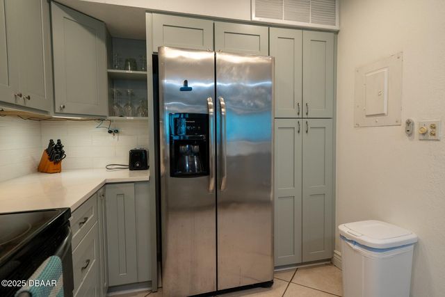 1420 N Atlantic Ave Unit 301, Daytona Beach, FL 32118