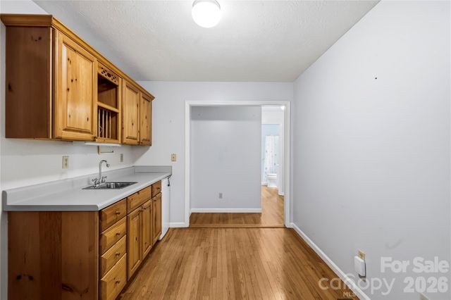 421 Comet Drive, Hendersonville, NC 28791
