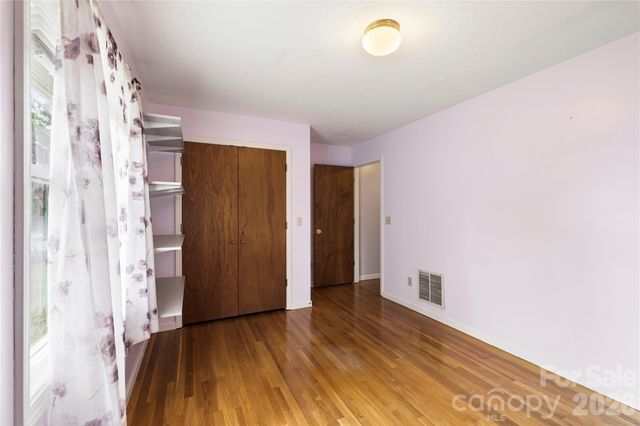 421 Comet Drive, Hendersonville, NC 28791