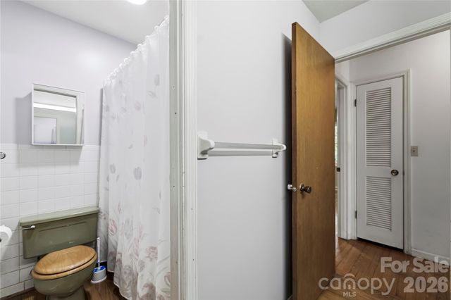 421 Comet Drive, Hendersonville, NC 28791