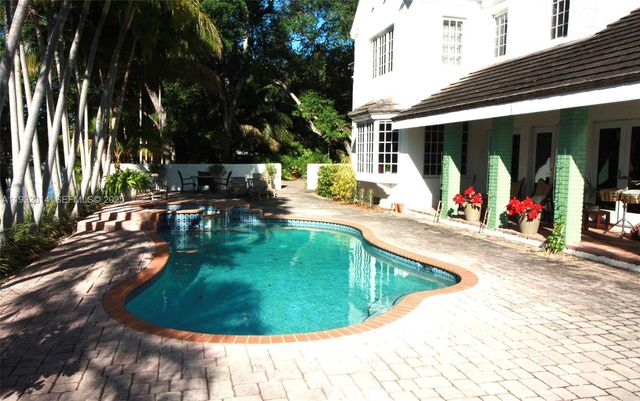 6750 Granada Blvd, Coral Gables, FL 33146