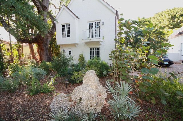 6750 Granada Blvd, Coral Gables, FL 33146