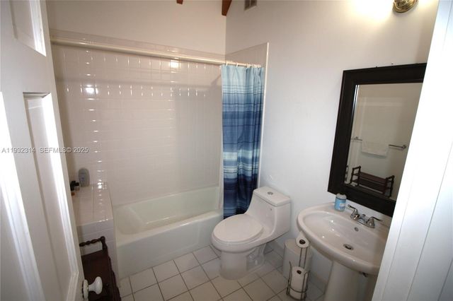 6750 Granada Blvd, Coral Gables, FL 33146