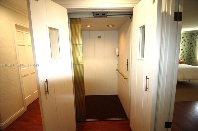 6750 Granada Blvd, Coral Gables, FL 33146