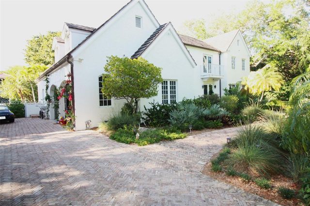 6750 Granada Blvd, Coral Gables, FL 33146