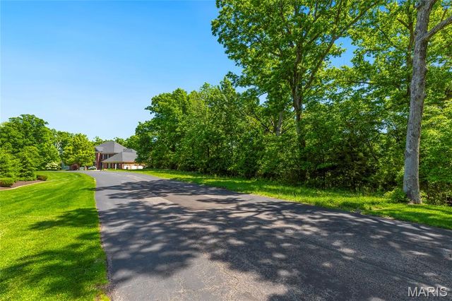 24 TBB Grand Meridien Forest, Wildwood, MO 63005