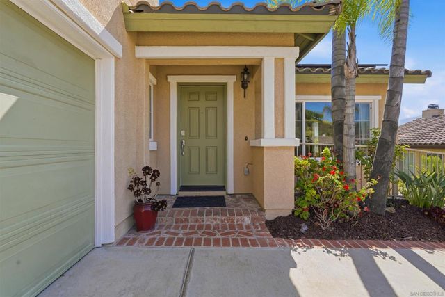 10457 Lake Breeze Dr, Spring Valley, CA 91977