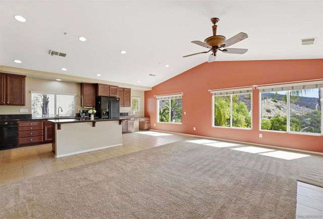 10457 Lake Breeze Dr, Spring Valley, CA 91977