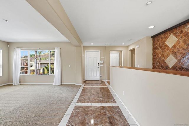 10457 Lake Breeze Dr, Spring Valley, CA 91977