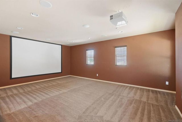 10457 Lake Breeze Dr, Spring Valley, CA 91977