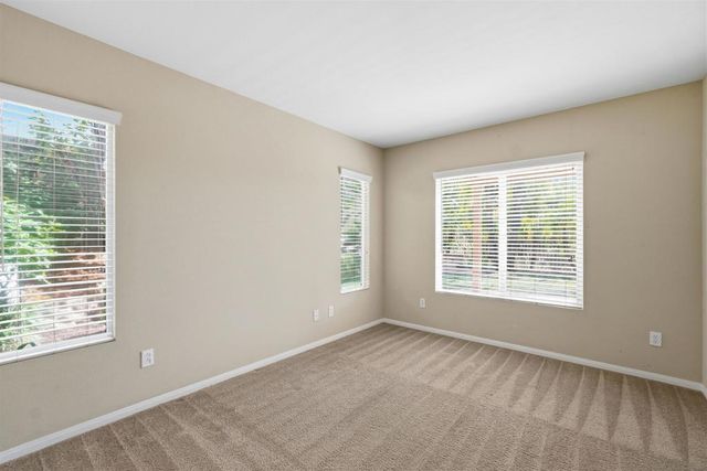 10457 Lake Breeze Dr, Spring Valley, CA 91977