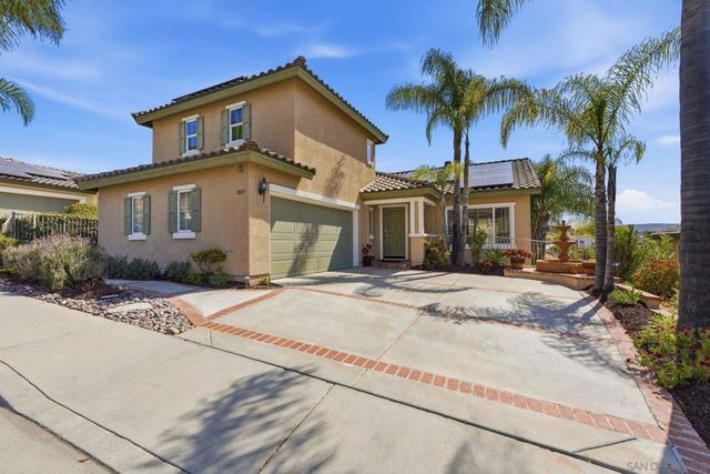 10457 Lake Breeze Dr, Spring Valley, CA 91977