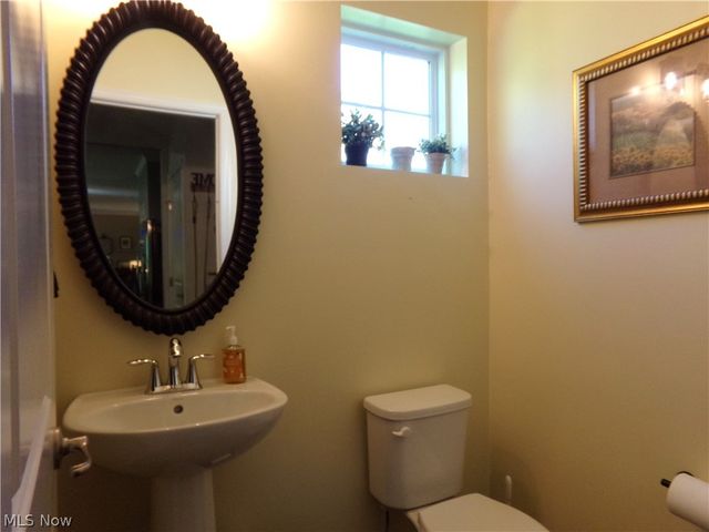 7325 Galena Avenue NW, Canal Fulton, OH 44614