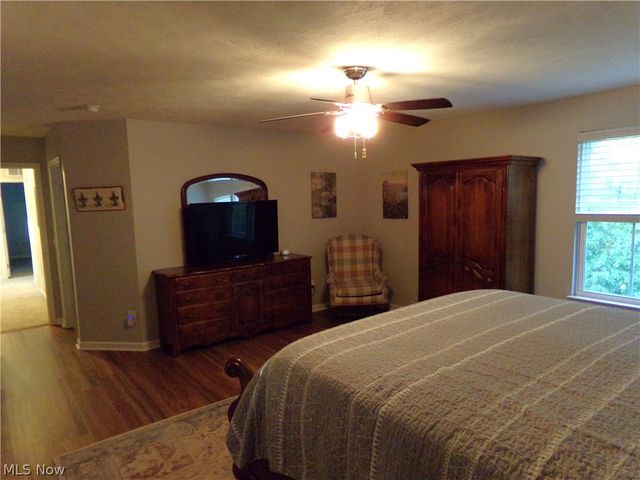 7325 Galena Avenue NW, Canal Fulton, OH 44614