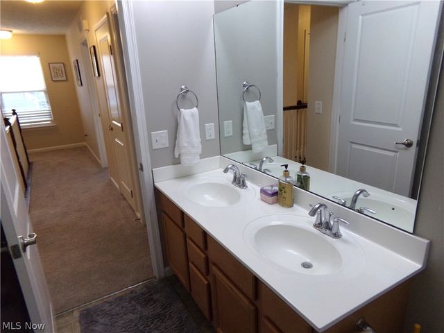 7325 Galena Avenue NW, Canal Fulton, OH 44614