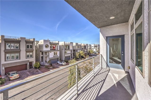 8144 Monsoon Bay Street, Las Vegas, NV 89113