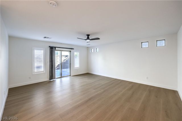 8144 Monsoon Bay Street, Las Vegas, NV 89113