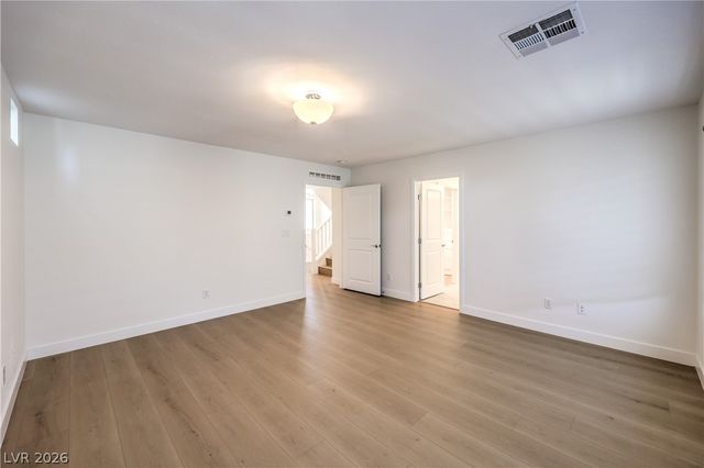 8144 Monsoon Bay Street, Las Vegas, NV 89113