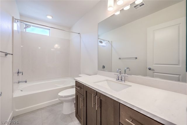 8144 Monsoon Bay Street, Las Vegas, NV 89113