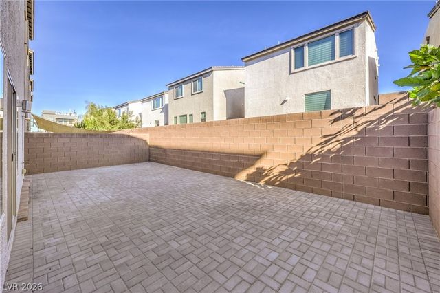 8144 Monsoon Bay Street, Las Vegas, NV 89113