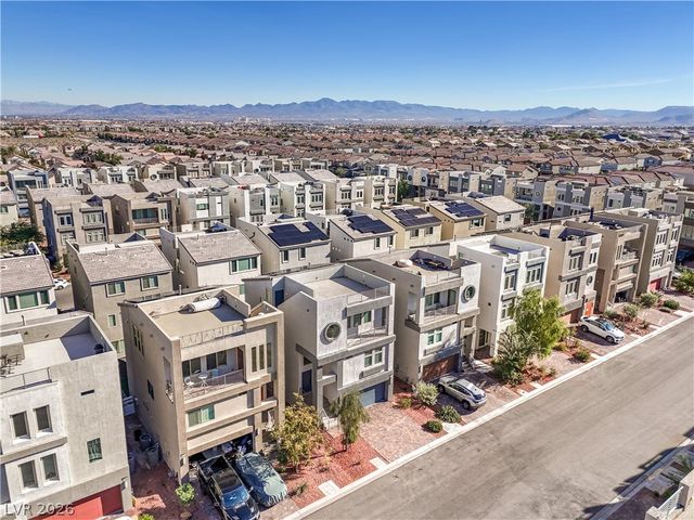 8144 Monsoon Bay Street, Las Vegas, NV 89113